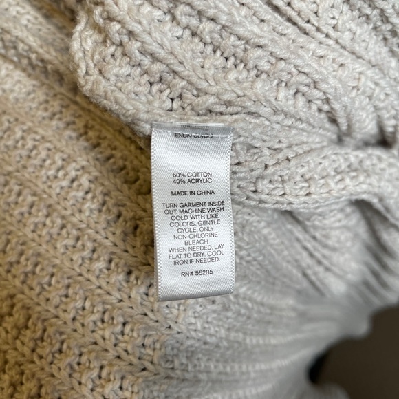 Cardigan sweater. - Picture 7 of 7